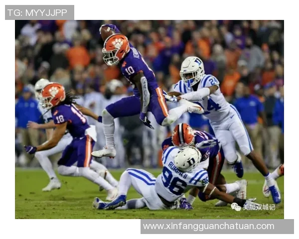 美国冰球比赛中的足球明星们如何展现不同运动的魅力与激情 美国冰球比赛中的足球明星们如何展现不同运动的魅力与激情