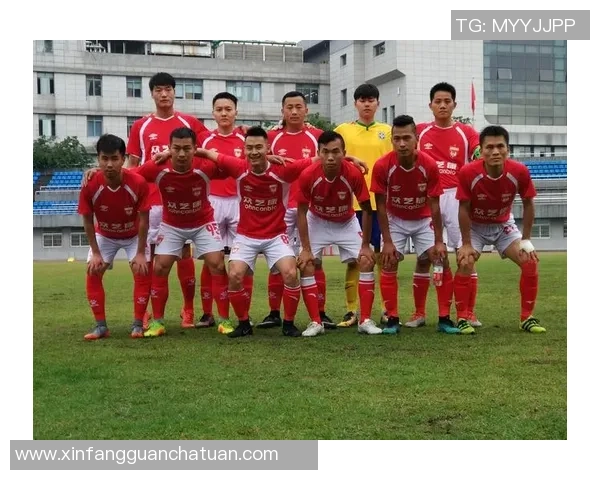 赛后分析重庆足球队与杭州足球队球员个人能力对比与表现评估 赛后分析重庆足球队与杭州足球队球员个人能力对比与表现评估